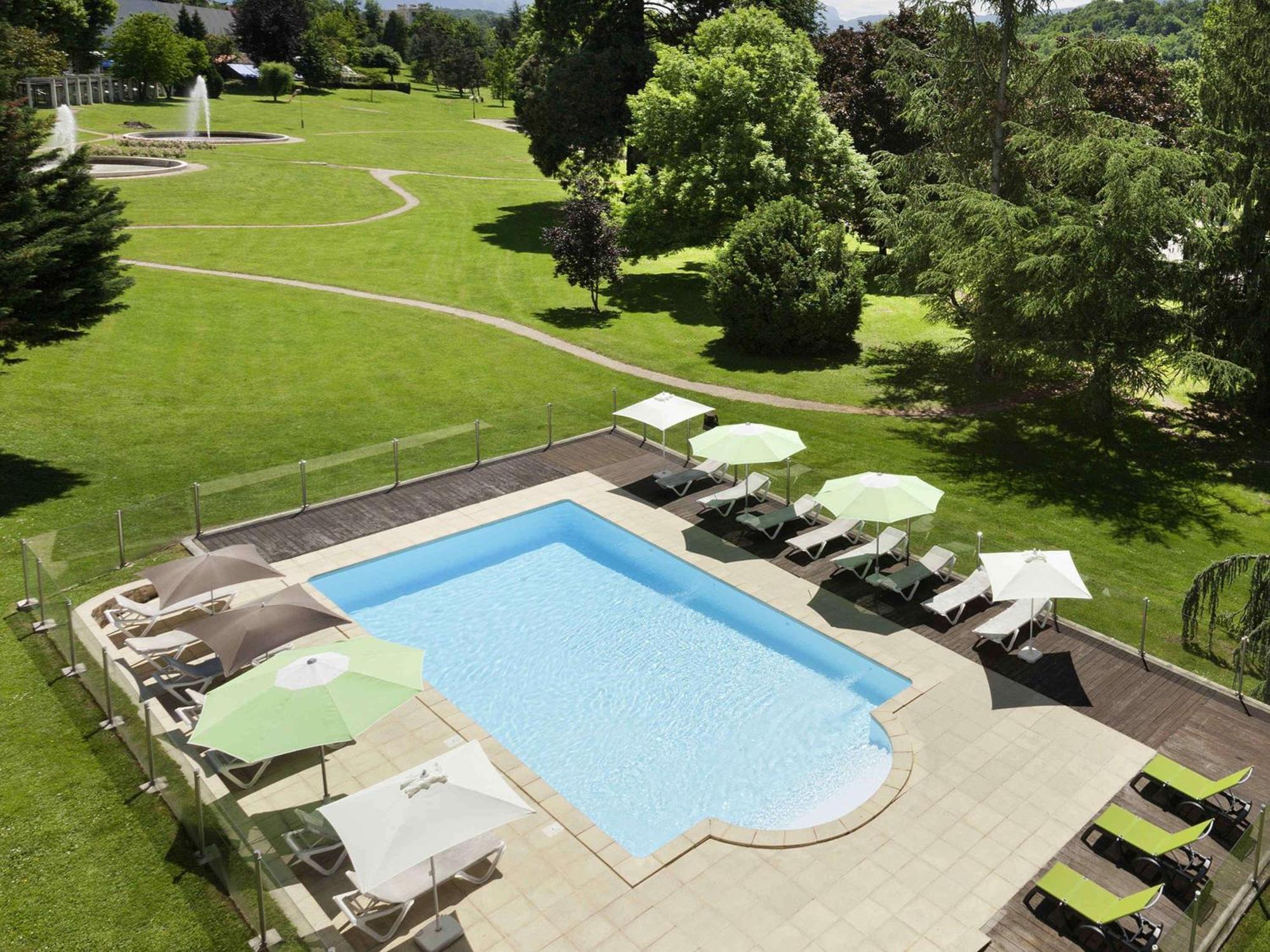 Ibis Styles Aix Les Bains Domaine De Marlioz Hotell Aix-les-Bains Exteriör bild