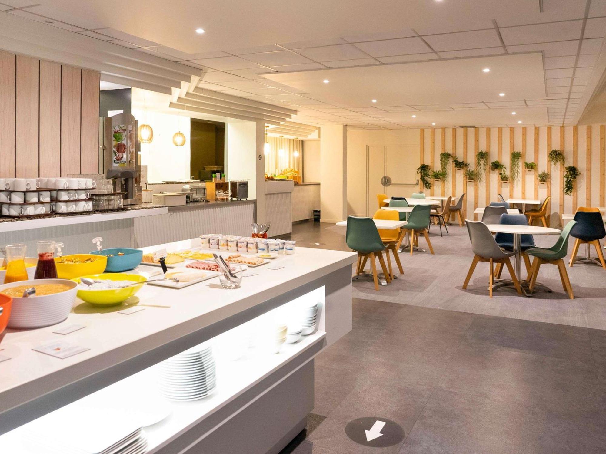 Ibis Styles Aix Les Bains Domaine De Marlioz Hotell Aix-les-Bains Exteriör bild