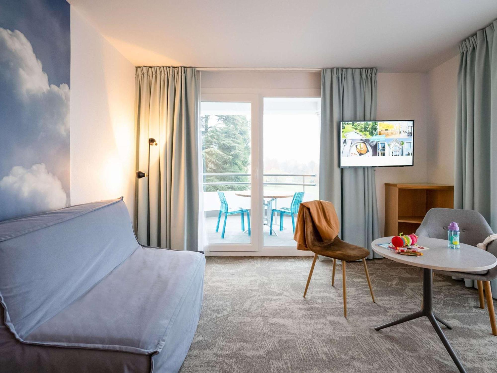 Ibis Styles Aix Les Bains Domaine De Marlioz Hotell Aix-les-Bains Exteriör bild